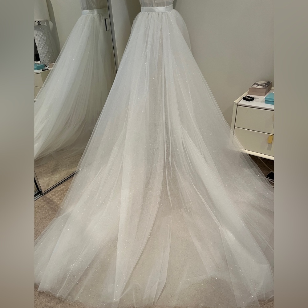 NWOT removable bridal white tulle princess skirt S